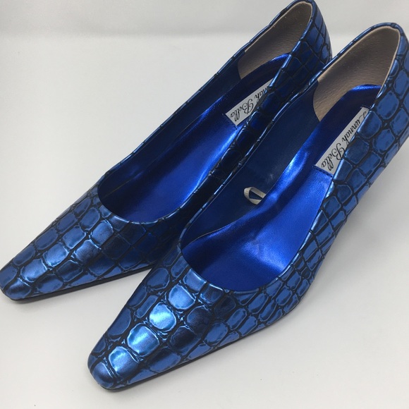 Lunnah Bella shoe Royal Blue Croco 2.5 Inches Heel - Picture 5 of 16